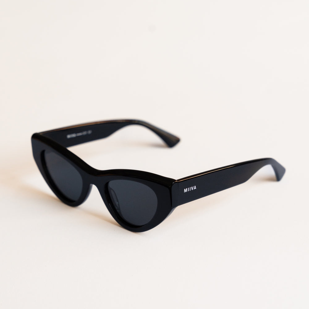 IVY - BLACK/DARK SMOKE