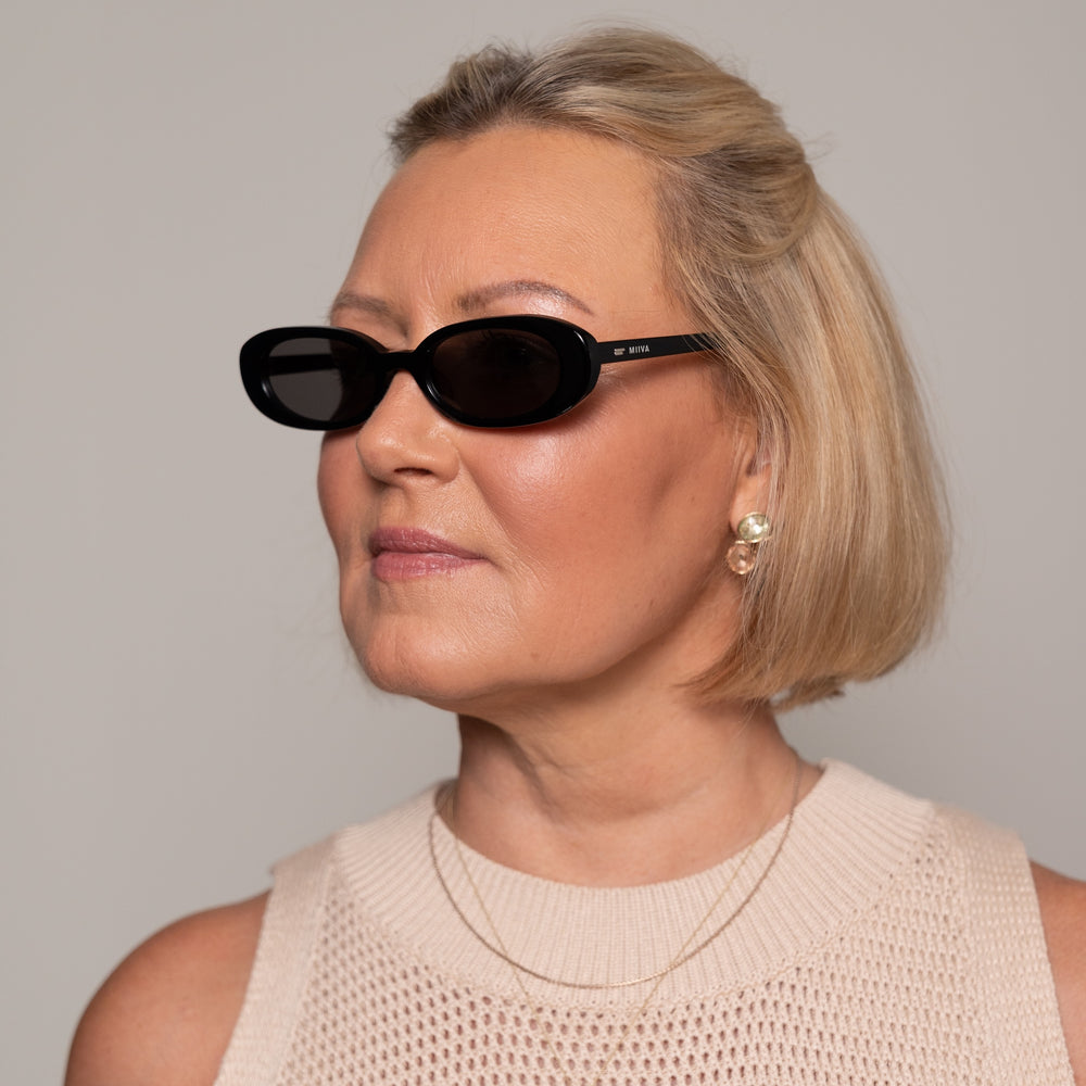 PAOLA - BLACK/SMOKE